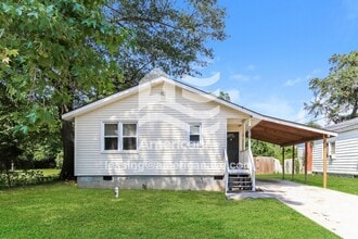 Building Photo - 2210 Tudor Dr