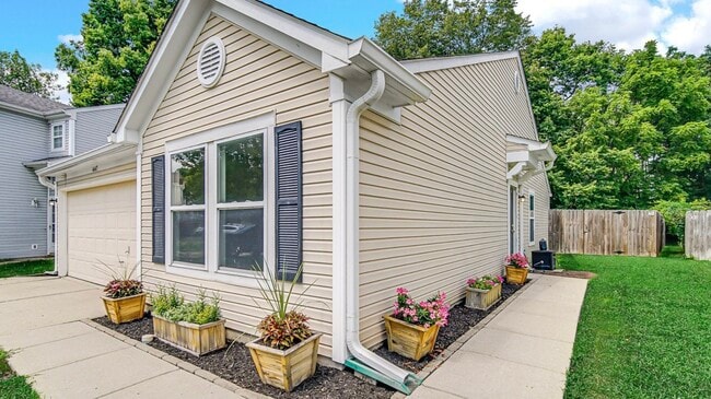 Foto del edificio - 4447 Connaught Dr E