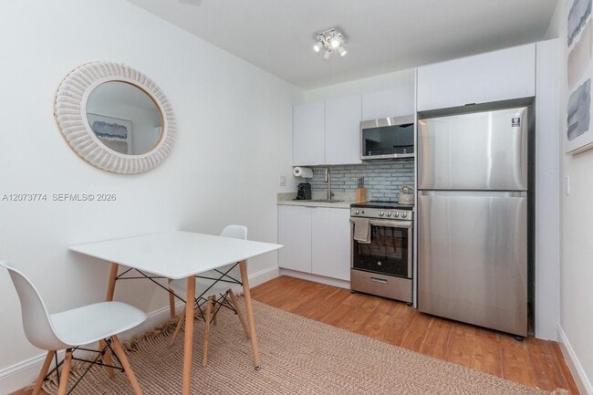 Foto del edificio - 6509 NE 5th Ave