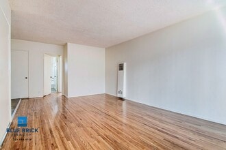 Building Photo - 212 Normandie Ave