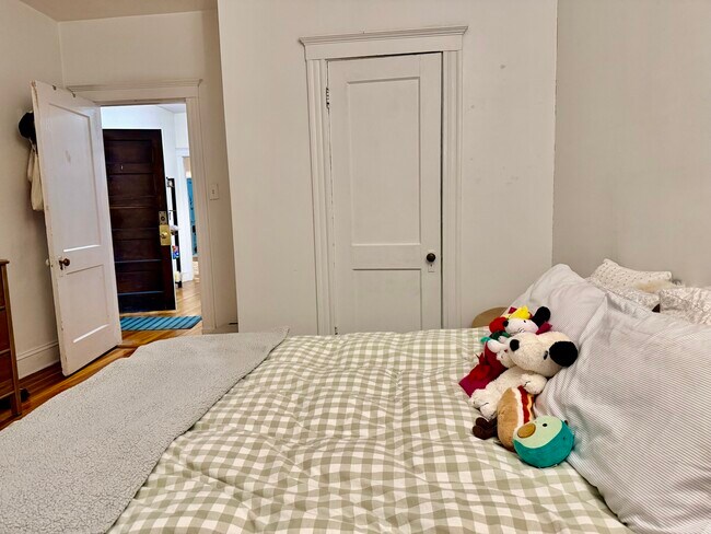 Foto del edificio - 1122 Commonwealth Ave