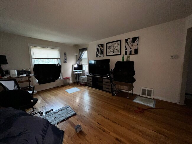 Foto del edificio - 4255 W Nelson St