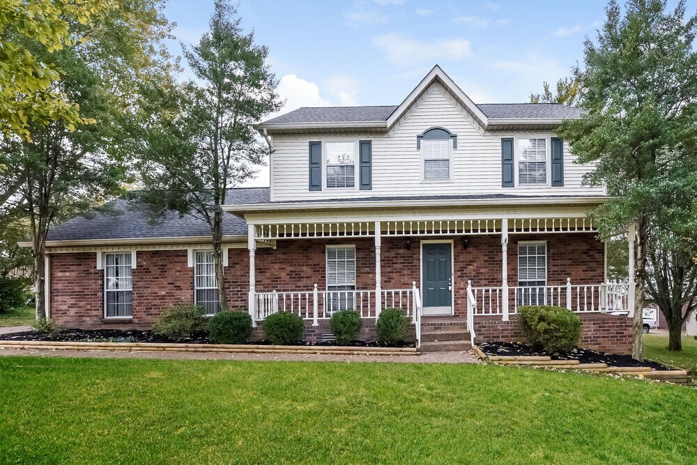 Foto principal - 5105 Roxborough Dr