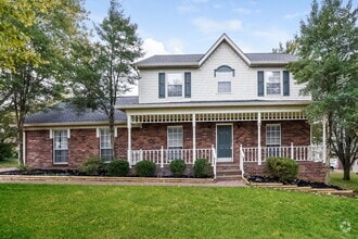 Building Photo - 5105 Roxborough Dr