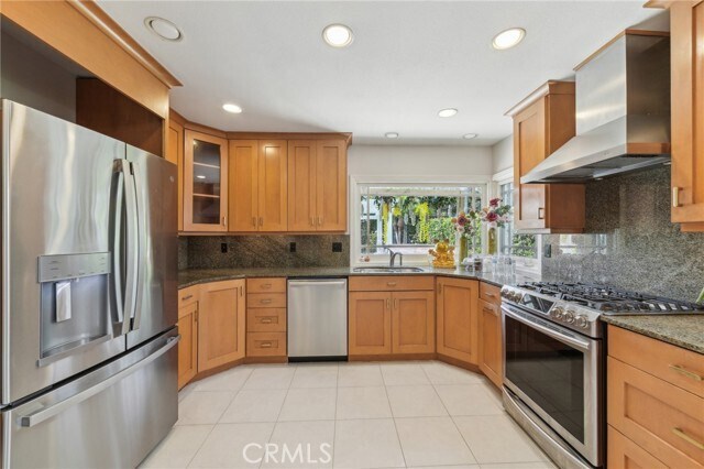 Foto del edificio - 17675 Rainglen Ln