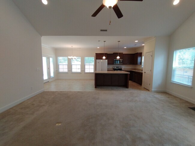 Building Photo - 5628 Marblehead Dr