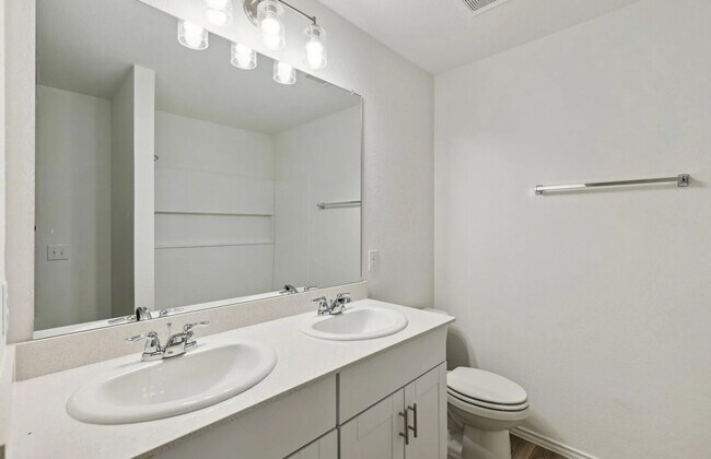 Building Photo - 1821 Grassland Dr