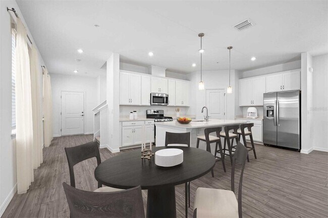 Foto del edificio - 4718 Inner World Ln