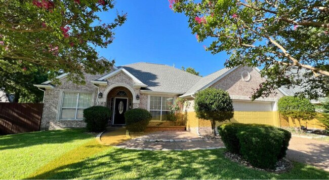 Foto del edificio - 3332 Heather Glen Dr