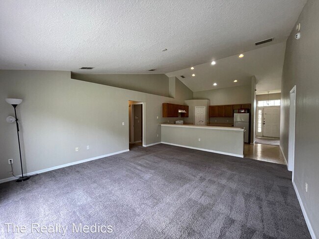 Foto del edificio - 3 br, 2 bath House - 1625 Redfin Dr.