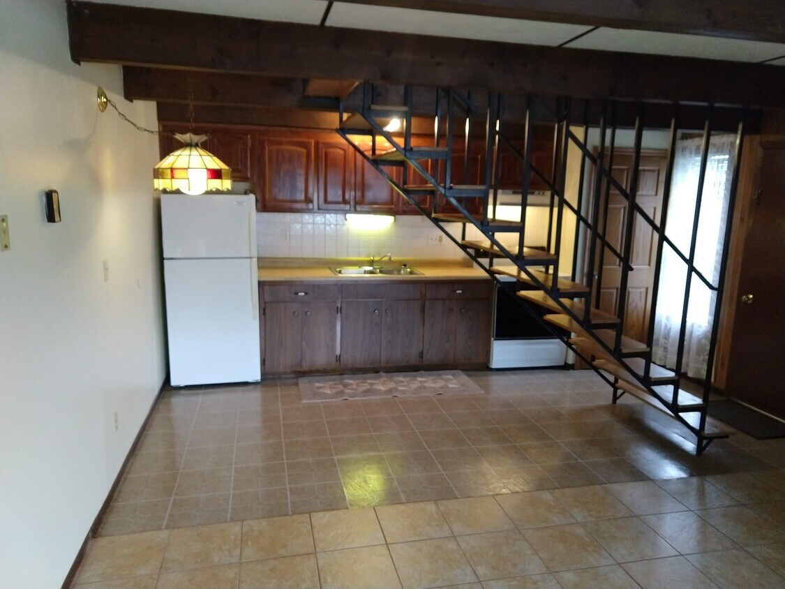 5266 Grafton Rd, Brunswick, OH 44212 Townhome Rentals in Brunswick OH