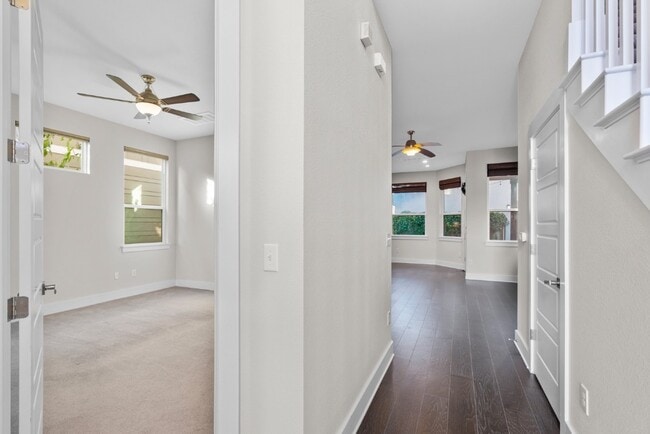 Building Photo - 1004 Banyon St