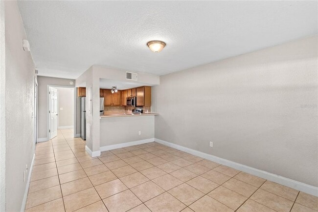 Foto del edificio - 210 N East St