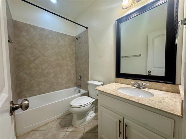 Foto del edificio - 9304 Moon River Dr