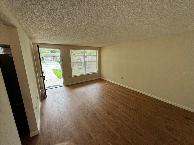 Foto del edificio - 6251 Pennsylvania Ave