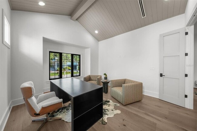 Foto del edificio - 5024 W Dickens Ave
