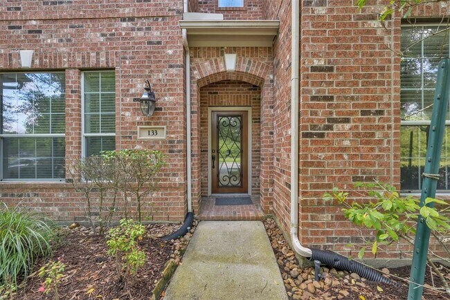Building Photo - 133 E Montfair Blvd