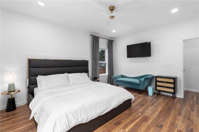 Foto del edificio - 1278 Plaza Ave SW