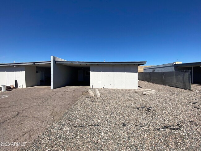Foto del edificio - 1126 N 27th St