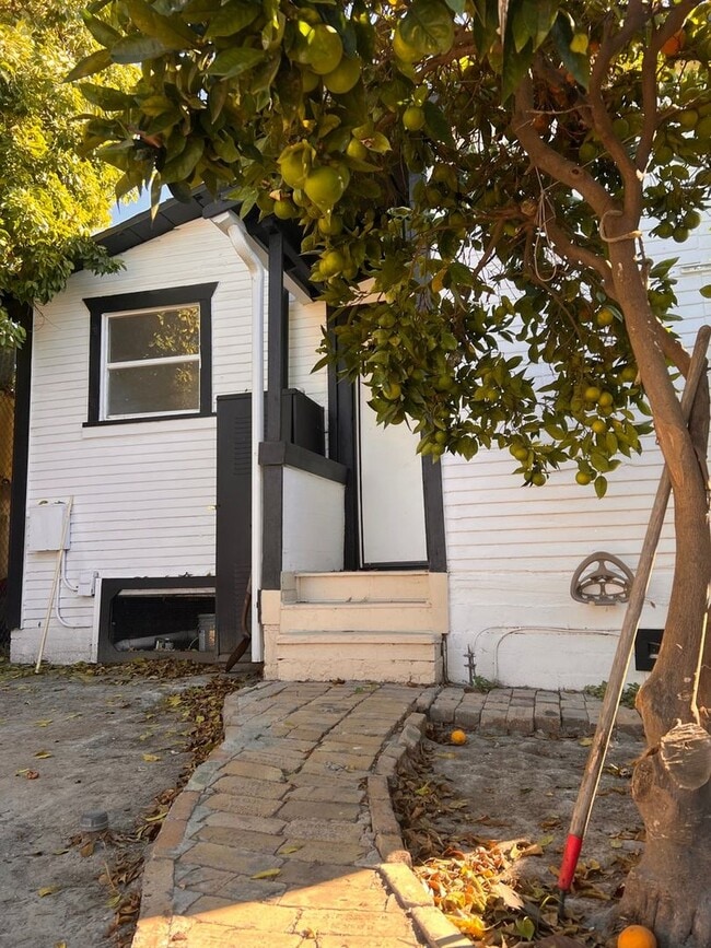 Foto del edificio - 2117 E 112th St