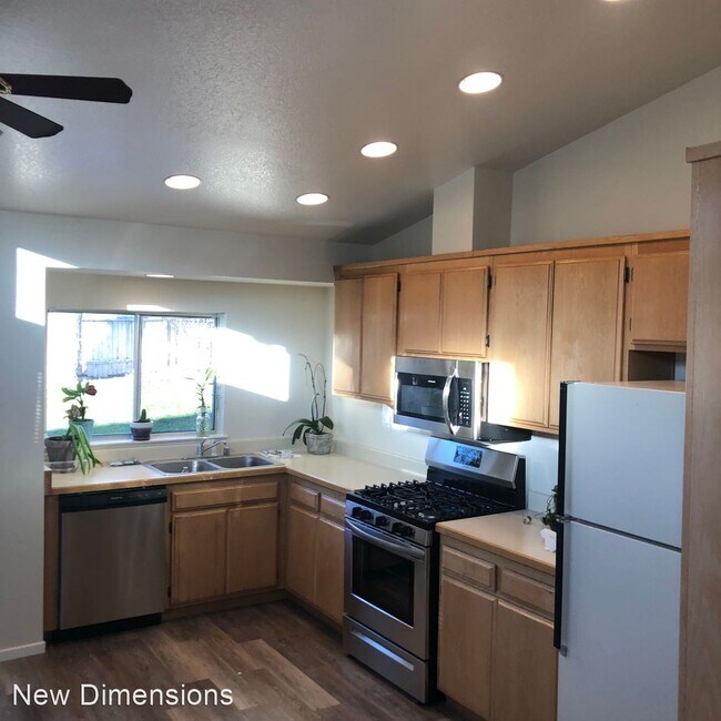 Foto del edificio - 3 br, 2 bath House - 7635 Devonshire Lane