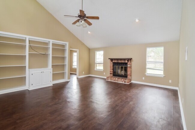 Foto del edificio - Gorgeous 4 Bedroom in Montgomery!