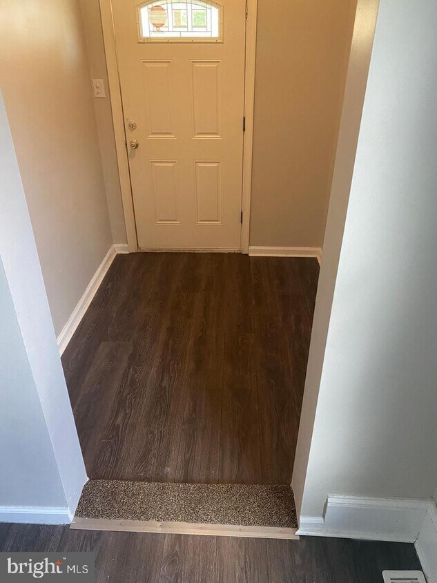 8 Oak St, Glassboro, NJ 08028 House Rental in Glassboro, NJ