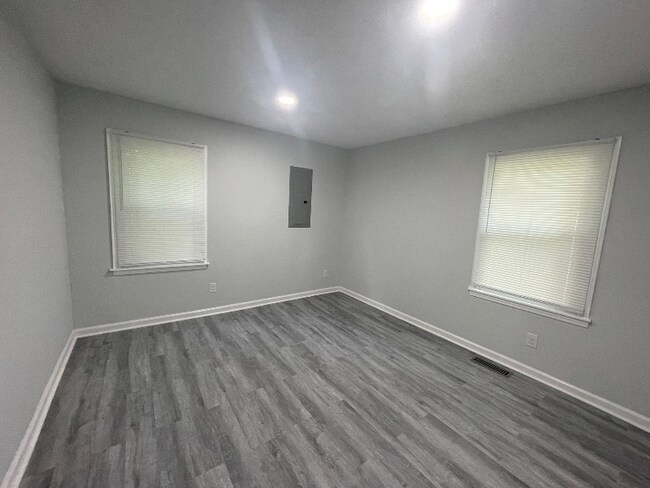 Foto del edificio - 306 W 13th St