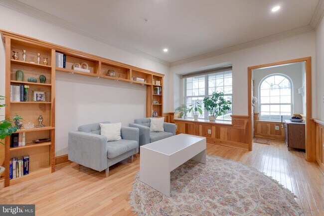 Foto del edificio - 1120 Brian's Way