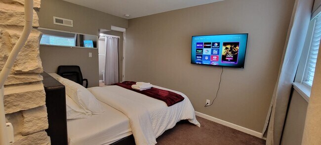 Foto del edificio - 1803 N 200th St