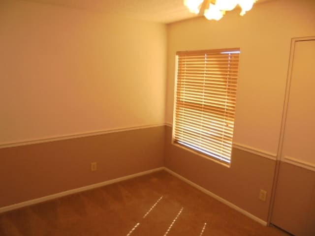 Foto del edificio - 5120 W Carol Ave