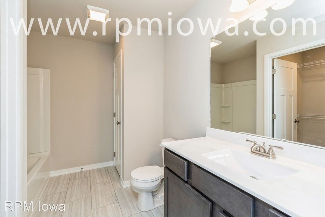 3 br, 2 bath House 3516 Wolf Creek Road SW House Rental in