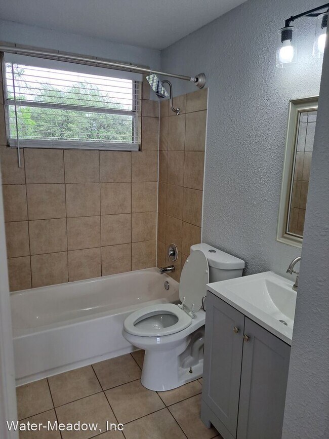 Building Photo - 4 br, 2 bath House - 1623 Thompson Pl