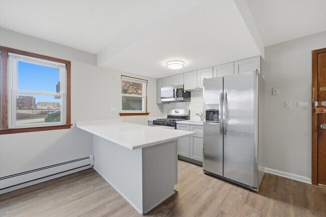 Foto del edificio - 7709 W Marwood Ave
