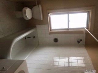 Building Photo - 2629 Grand Ave