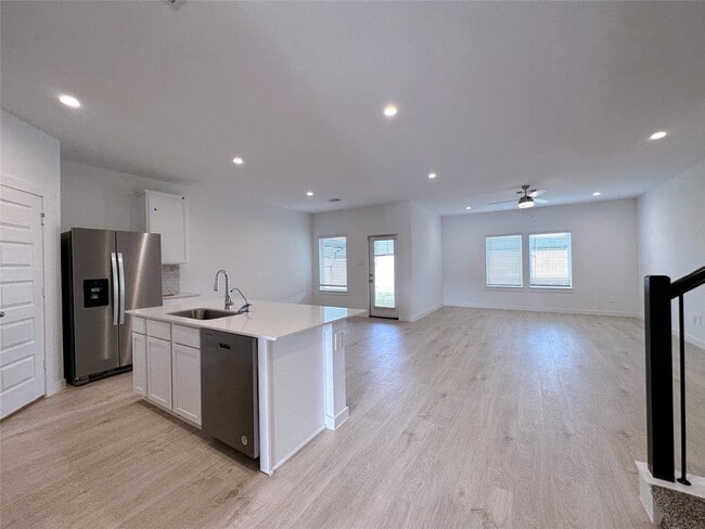 Building Photo - 29914 Foxtail Pne Ct