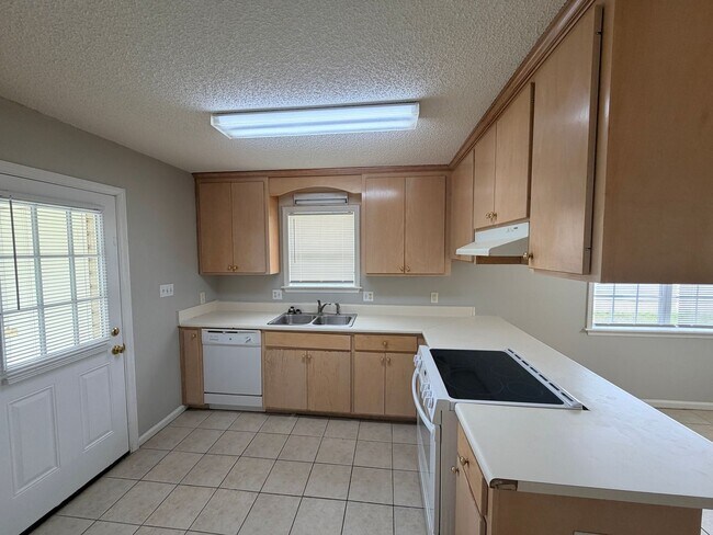 Foto del edificio - Beautiful 3BD/2B Home Now for Rent!