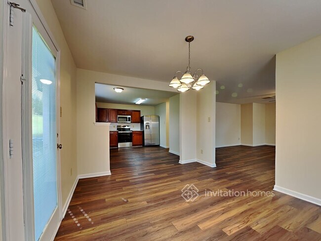 Foto del edificio - 938 Littleton Dr
