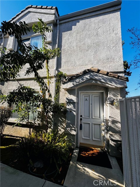 Primary Photo - 22019 Hawaiian Ave