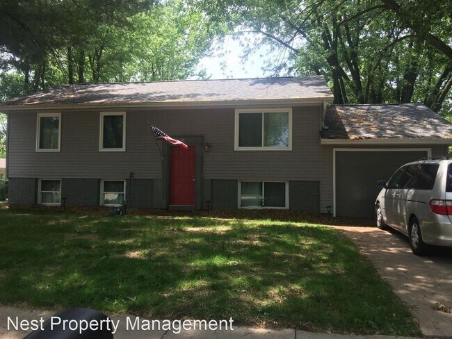 Building Photo - 4 br, 2 bath House - 24 Regal Lane
