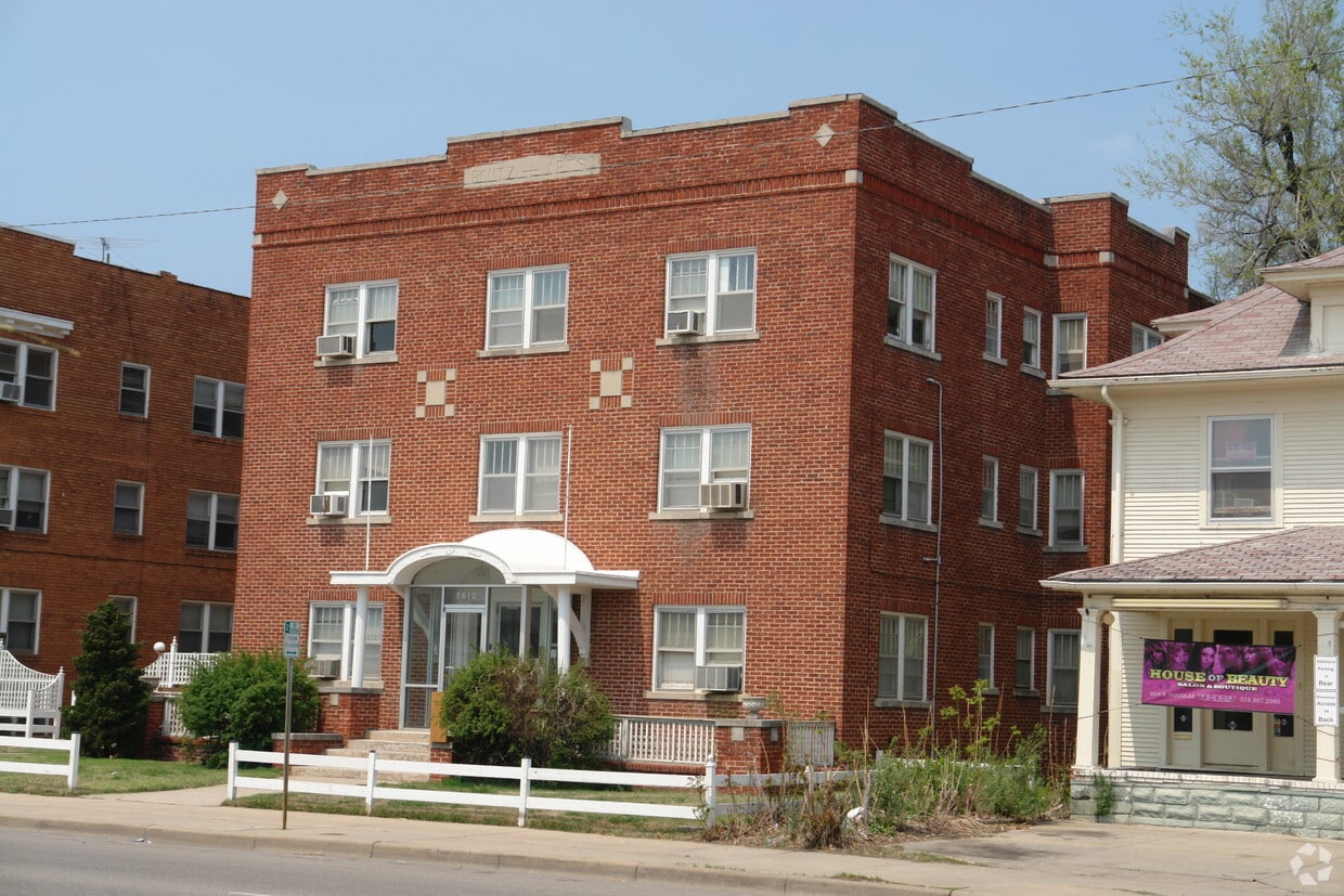 Apartments In Plainview Wichita Ks at b blog
