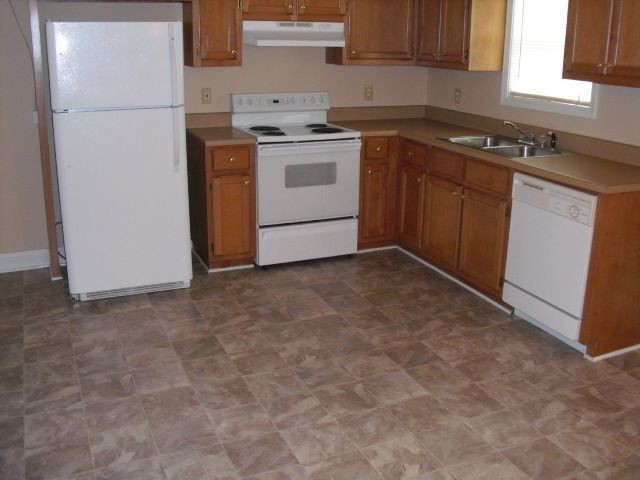 Building Photo - 35 Jordan Rd - Move In Special