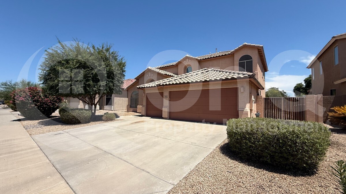 Building Photo - 531 N Scott Dr