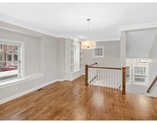 Building Photo - 40 Millmont St