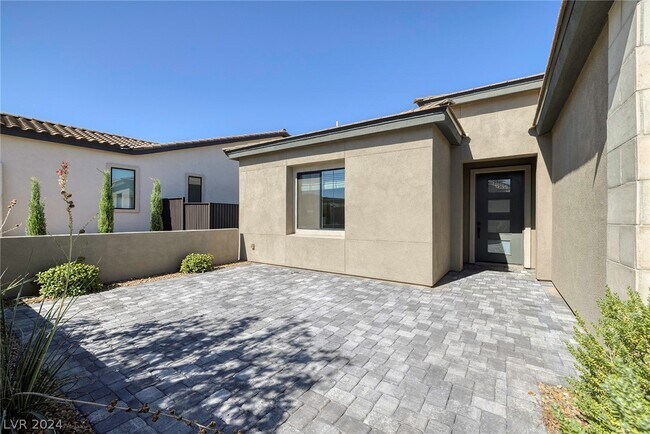 Building Photo - 29 Desert Juniper Ln