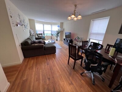 Primary Photo - 115 Jersey St