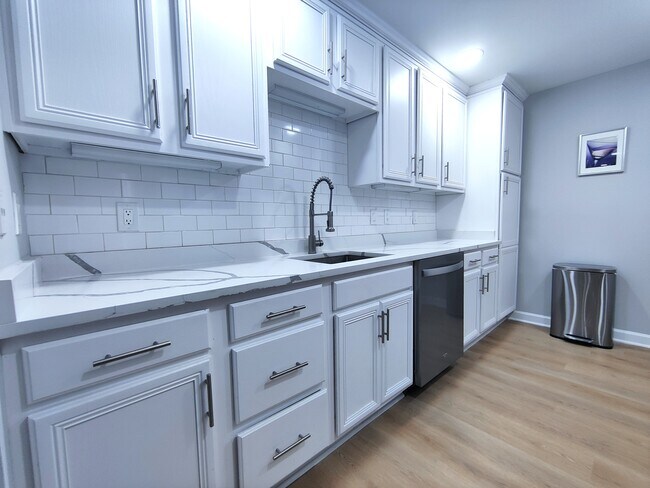 Foto del edificio - 901 N Monroe St