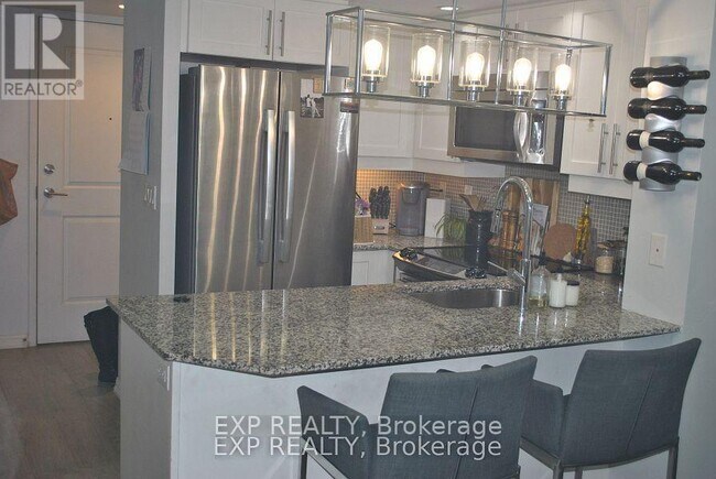 Building Photo - 65 E Liberty St