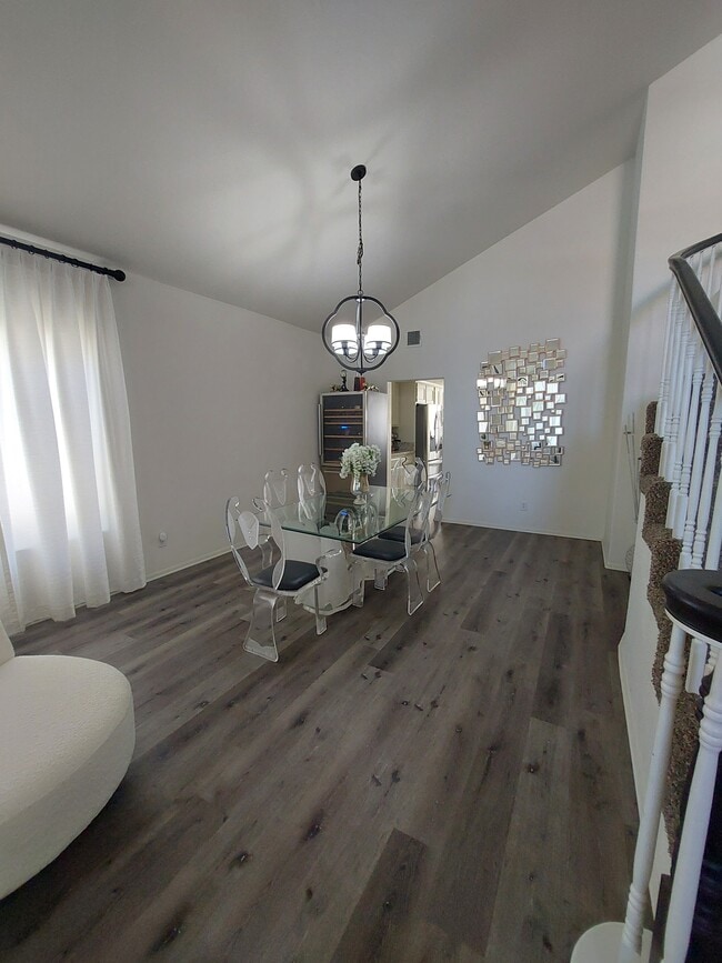 Building Photo - 14052 Driftwood Dr
