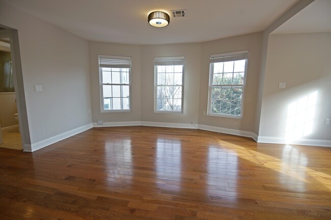 Foto del edificio - 403 Undercliff Ave